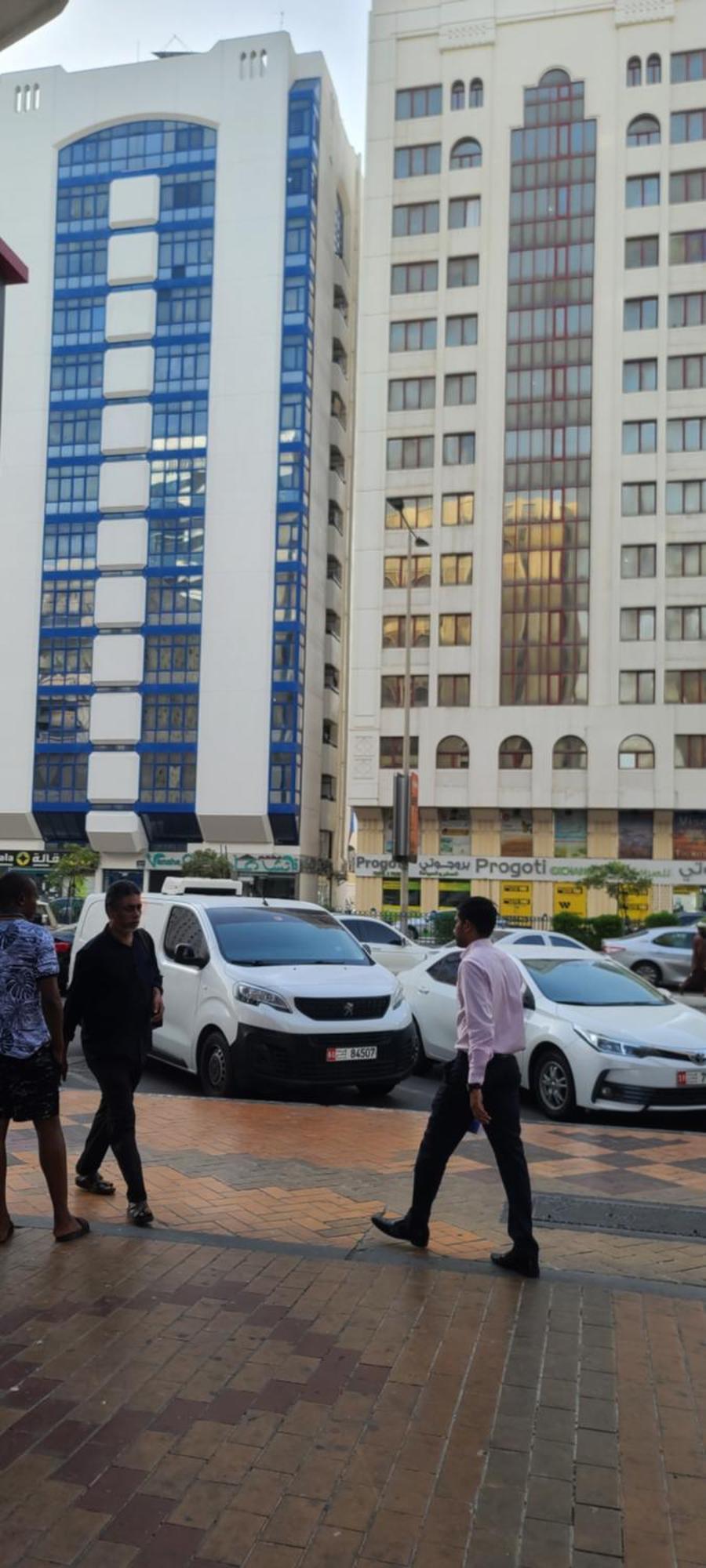 Home Away Apartment อาบูดาบี ภายนอก รูปภาพ